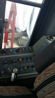 ขาย แชมเปี้ยนส์740Aปี1998 ทำงาน 18000 ซ ม นำเข้า สภาพเดิมๆไม่แต่ง ยังไม่เคยใช้งานในไทยเลยครับ ราคา 1.9 ล้าน ขายทั้งสด&amp;ผ่อน  รับซื้อ-ขาย-แลกเปลี่ยน-รถบรรทุกๆชนิด