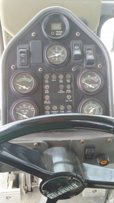 ขาย แชมเปี้ยนส์740Aปี1998 ทำงาน 18000 ซ ม นำเข้า สภาพเดิมๆไม่แต่ง ยังไม่เคยใช้งานในไทยเลยครับ ราคา 1.9 ล้าน ขายทั้งสด&amp;ผ่อน  รับซื้อ-ขาย-แลกเปลี่ยน-รถบรรทุกๆชนิด