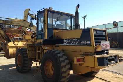 KOMATSU WA300-1 ซีเรียล 30,000 ญี่ปุ่นแท้ โทร.090-986-2521 อ๊อบ