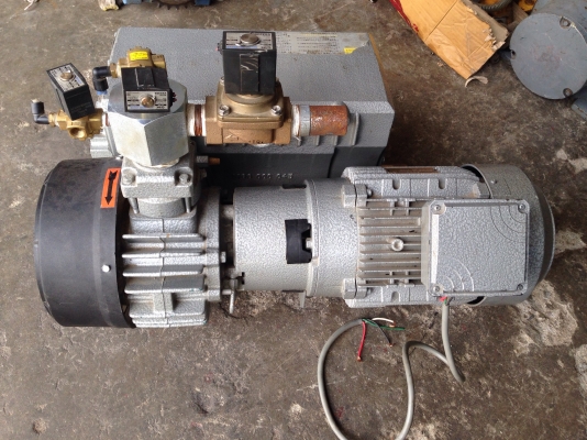 ขายปั้มแว็กกั้มสุญญากาศ Busch 3HP. 380V made in USA สภาพสวยมาก วิ่งนิ่ม พร้อมใช้งาน