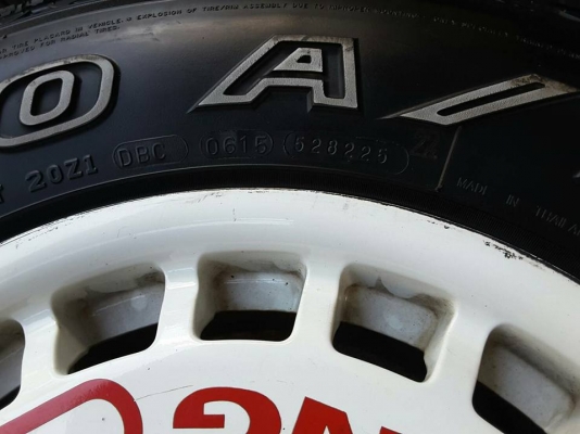 Max + Maxxis AT 235-75-15 ปี15 สวยๆ 1ชุด Max + Maxxis AT 235-75-15 ปี15 สวยๆ 1ชุด