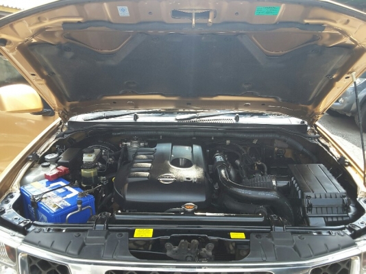 ขายNissan Navara 2.5 4ประตู สภาพสวย ปี10.