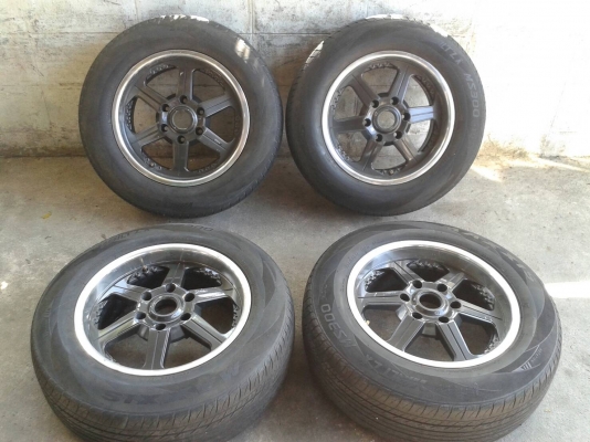 ขอบ17นิ้ว6รู พร้อมยาง ชุดนี้ ราคา 7400 บาท