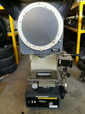 เครื่องวัดงาน Profile Projector