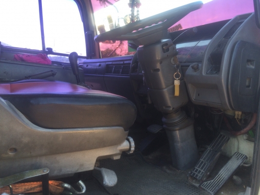 ขายรถHINO FD ตู้บรรทุกสิบบาน 195 แรง ปี47