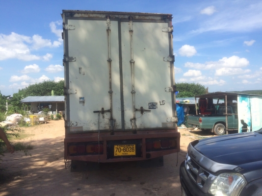 ขายรถHINO FD ตู้บรรทุกสิบบาน 195 แรง ปี47