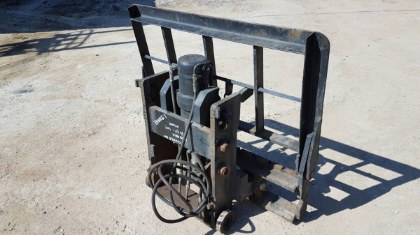 ขายด่วนชุดแผงงากะดกใส่กับรถฟอร์คลิฟต์โตต้ารุ่น6-7ขนาด2.5ตันเป็นของนอกใส่ตู้มาสถาพดีพร้อมใช้ ขายด่วนชุดแผงงากะดกใส่กับรถฟอร์คลิฟต์โตต้ารุ่น6-7ขนาด2.5ตันเป็นของนอกใส่ตู้มาสถาพดีพร้อมใช้