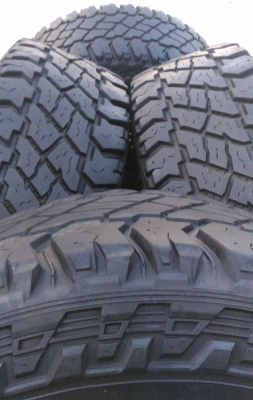 ขายล้อ Rock 16x8 ลบ 25 พร้อมยาง 285/75/16 (33") ขายล้อ Rock 16x8 ลบ 25 พร้อมยาง 285/75/16 (33")