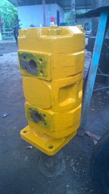 ขายปั้มรถขุด เก่าเก็บ ของ กาโต้ 120 ขายปั้มรถขุด เก่าเก็บ ของ กาโต้ 120