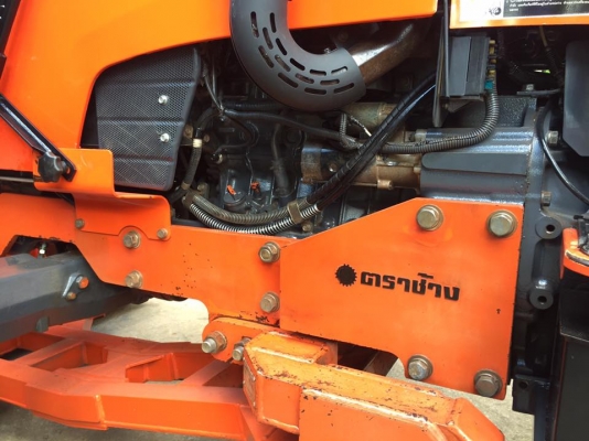 ขายรถไถ Kubota M8540 (4WD) พร้อมดันหน้า ผานพรวนช้าง รถสวย เดิม พร้อมใช้งานครับ
