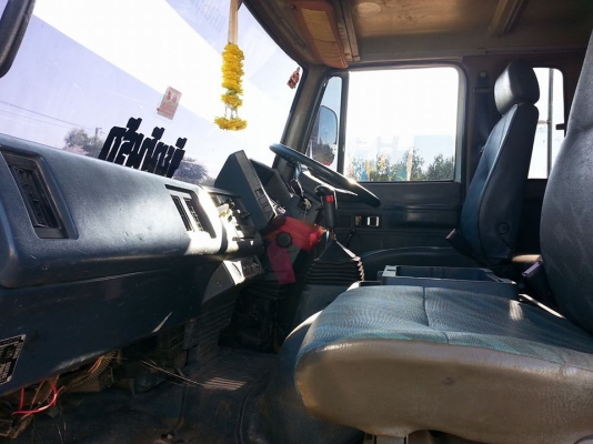 ขายรถบรรทุก ดั้ม2เพลา ร็อกกี้195แรง เพาเวอร์ เบรกจิฟฟี่ ภายในสวย เอกสารเล่มทะเบียนพร้อมโอน ราคา560,000 สนใจโทร 090-8588220คุณนะ 093-3258446คุณบิว หรือเข้าดูสินค้าอื่นๆได้ที่ www.narong2truck.com หรือ www.truck.in.th/498 หรือเพจFacebook ณรงค์ ซื้อขายรถมือส