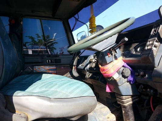 ขายรถบรรทุก ดั้ม2เพลา ร็อกกี้195แรง เพาเวอร์ เบรกจิฟฟี่ ภายในสวย เอกสารเล่มทะเบียนพร้อมโอน ราคา560,000 สนใจโทร 090-8588220คุณนะ 093-3258446คุณบิว หรือเข้าดูสินค้าอื่นๆได้ที่ www.narong2truck.com หรือ www.truck.in.th/498 หรือเพจFacebook ณรงค์ ซื้อขายรถมือส