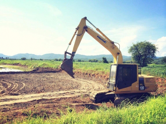 รถขุด KOMATSU PC100-3