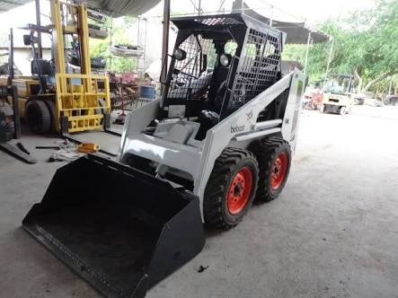 รถตักเล็ก ยี่ห้อ BoBCaT