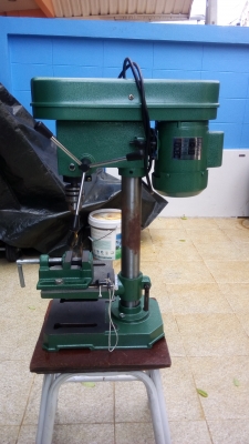 สว่านแท่น 13 มม. สว่านแท่น 13 มม.