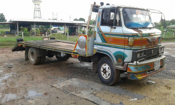 ขายหกล้อเทรนเลอรKM350ครัชชีสวยเครื่องดีสภาพพร้อมใช้งาน