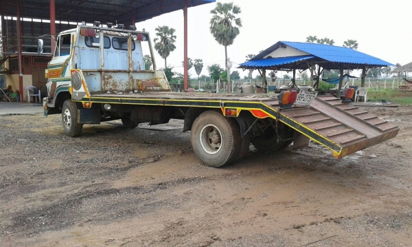 ขายหกล้อเทรนเลอรKM350ครัชชีสวยเครื่องดีสภาพพร้อมใช้งาน ขายหกล้อเทรนเลอรKM350ครัชชีสวยเครื่องดีสภาพพร้อมใช้งาน