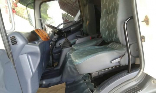 ขาย hino mega 260 สวยขั้น 3เทพ ไม่มีที่ติ เลย สนใจ ด่วนๆ ครับ  มีคันเดียว ในโลก260 สภาพนี้  ยางใหม่หมด มีระบบพ่วง089-7088772