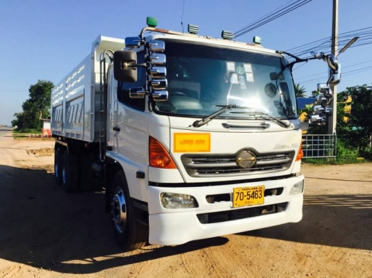 ขาย hino mega 260 สวยขั้น 3เทพ ไม่มีที่ติ เลย สนใจ ด่วนๆ ครับ  มีคันเดียว ในโลก260 สภาพนี้  ยางใหม่หมด มีระบบพ่วง089-7088772