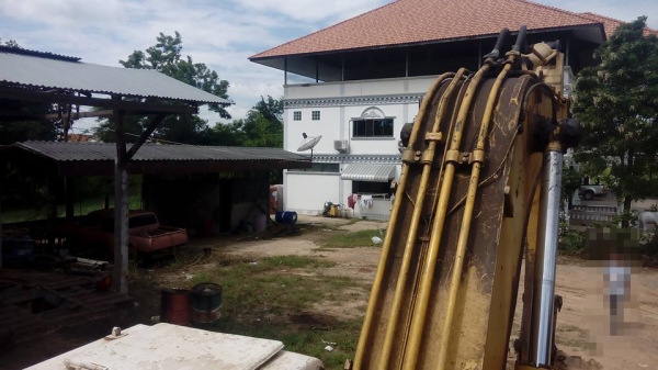 **470,000 บ.ต่อรอง/// แบคโฮ KOMATSU PC200-5 คอนโทรลยาว ไฟครบ เครื่อง+ปั้ม เดิม แรงดี บูมอาร์มดี บุ้งกี๋ได้ เอวแน่น ช่วงล่าง70\% โซ่ดีแทร็กครบ เฟรมพอได้ ใช้งานปกติ พร้อมใช้ เอกสารใบแจ้งจำหน่าย ขายตามสภาพ **ขาย KOMATSU PC200-5 แบคโฮพิมพ์นิยม สภาพดี พร้อมใช้