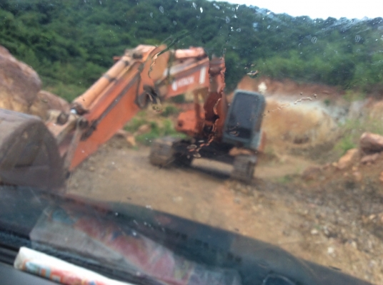 ขายรถแบคโฮ HITACHI EX310-3H ราคา 750000 ขายรถแบคโฮ HITACHI EX310-3H ราคา 750000