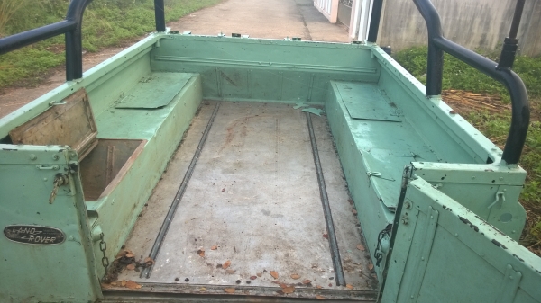 ขายกระบะแลนโรเวอ ซีรี่ 2 ช่วงยาว