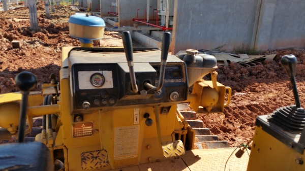 แทรคเตอร์ ดี2 แทรคเตอร์ ดี2