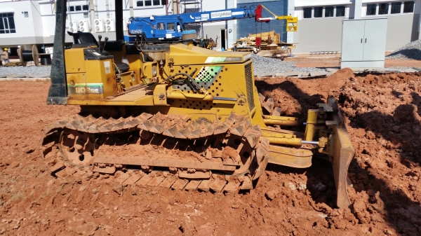 แทรคเตอร์ ดี2 แทรคเตอร์ ดี2