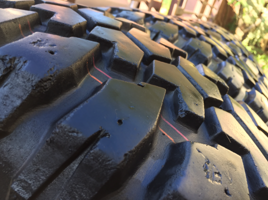 ยาง Mud Maxxis 32 11.5 R15 ดอกเต็ม ไม่มีปะ ราคาไม่แพง ยาง Mud Maxxis 32 11.5 R15 ดอกเต็ม ไม่มีปะ ราคาไม่แพง