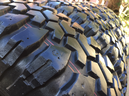 ยาง Mud Maxxis 32 11.5 R15 ดอกเต็ม ไม่มีปะ ราคาไม่แพง ยาง Mud Maxxis 32 11.5 R15 ดอกเต็ม ไม่มีปะ ราคาไม่แพง