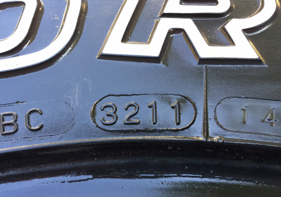 ยาง Mud Maxxis 32 11.5 R15 ดอกเต็ม ไม่มีปะ ราคาไม่แพง ยาง Mud Maxxis 32 11.5 R15 ดอกเต็ม ไม่มีปะ ราคาไม่แพง