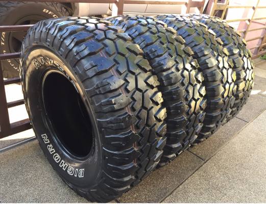 ยาง Mud Maxxis 32 11.5 R15 ดอกเต็ม ไม่มีปะ ราคาไม่แพง
