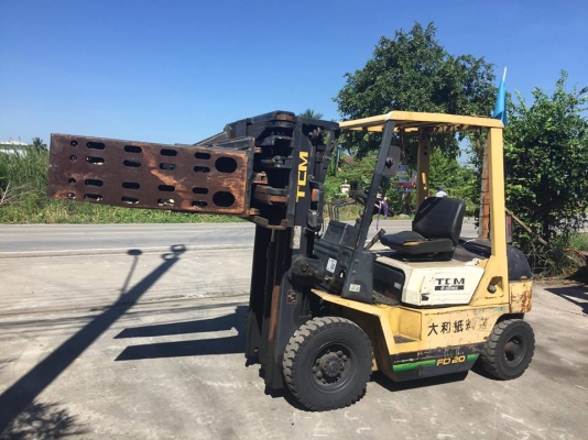 TCM FD20Z3  รถนอกเก่าญี่ปุ่น ดีเซล เสา 3 เมตร งาหนีบก้อนสี่เหลี่ยม