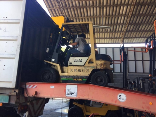 TCM FD20Z3  รถนอกเก่าญี่ปุ่น ดีเซล เสา 3 เมตร งาหนีบก้อนสี่เหลี่ยม