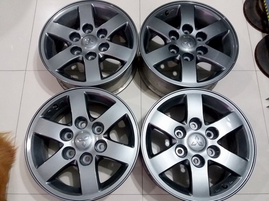 14 นิ้ว รายละเอียดด้านในครับ ตจว จัดส่ง ฟรีถึงบ้าน