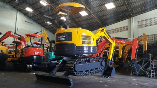 ขาย รถขุด KOMATSU รุ่น PC30FR มือสองญี่ปุ่น แทรกเหล็กสวย สลัก บูท เอวแน่น 100\% ทั้งคัน ปั้มนิ้ว ทำงานไว สวยมาก พร้อมใช้งาน มือถือ/LINE ID : 0818753444 ขาย รถขุด KOMATSU รุ่น PC30FR มือสองญี่ปุ่น แทรกเหล็กสวย สลัก บูท เอวแน่น 100\% ทั้งคัน ปั้มนิ้ว ทำงานไว สวยมาก พร้อมใช้งาน มือถือ/LINE ID : 0818753444