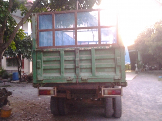 เทนเลอร์ดั้มลากติดท้ายรถไถสภาพสวยพร้อมใช้คับ