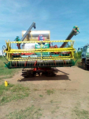 ขายรถเกี่ยวข้าว สุรชัยการช่าง ช่วงล่าง12 เครื่อง260แรง รถสวยสภาพดีพร้อมใช้งาน ตอนนี้รถลงทำงานแล้วครับ ราคา550,000 สนใจโทร 090-8588220คุณนะ 093-3258446คุณบิว หรือเข้าดูสินค้าอื่นๆได้ที่ www.narong2truck.com หรือ www.truck.in.th/498 หรือเพจFacebook ณรงค์ ซื