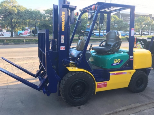 รถโฟล์คลิฟท์ตักยางพาราตักยางก้อนตักยางถ้วยตักทะลายปาล์ม