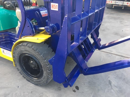 รถโฟล์คลิฟท์ตักยางพาราตักยางก้อนตักยางถ้วยตักทะลายปาล์ม รถโฟล์คลิฟท์ตักยางพาราตักยางก้อนตักยางถ้วยตักทะลายปาล์ม