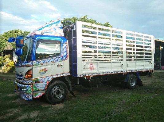 อยากขายลดราคาลงอีก หกล้อกลาง Hino 500