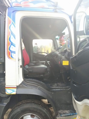 อยากขายลดราคาลงอีก หกล้อกลาง Hino 500