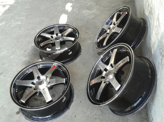 ขอบ19นิ้ว6รู ชุดนี้ ราคา 8500 บาท