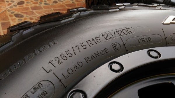 ขายล้อ Lenso max 4 พร้อมยาง BF KO2 ขนาด 265/75/16 ปี 15