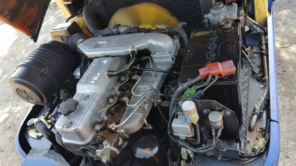 ขายด่วนรถยกดีเซลTOYOTA 6FD25ยก2.5ตันเสาสูง3เมตรเคื่องโตต้า2Zยางตัน4เส้นรถนอกนำเข้ายังไม่เคยใช้งานในเมืองไทยเลย