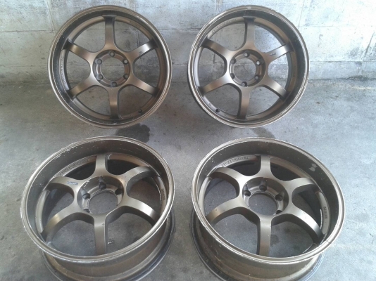 RG ขอบ20นิ้ว6รู ชุดนี้ ราคา 8300 บาท