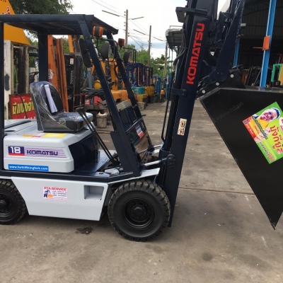 ขายรถโฟล์คลิฟท์ตักยางพารา ขายรถโฟล์คลิฟท์ตักยางพารา