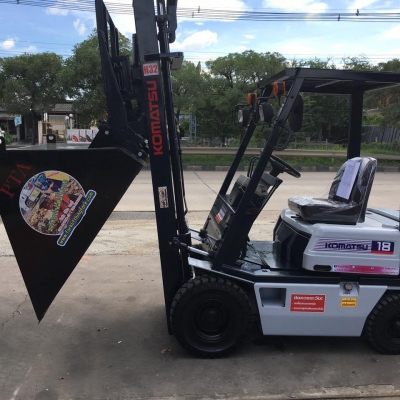 ขายรถโฟล์คลิฟท์ตักยางพารา ขายรถโฟล์คลิฟท์ตักยางพารา