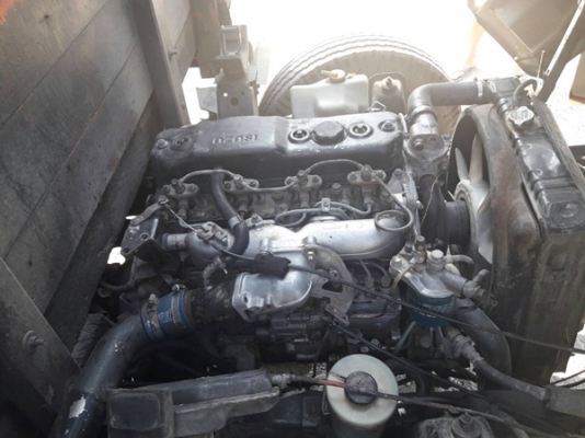 หกล้ออีสูสุ NKR 115 แรง