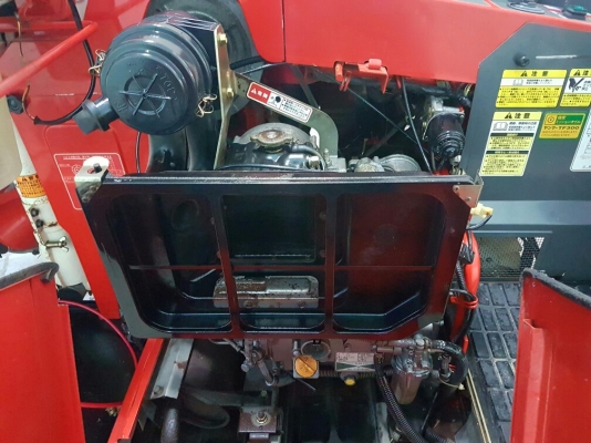 รถเกี่ยวนวดข้าว yanmar ee2 นำเข้าจากญี่ปุ่น พร้อมใช้งาน รถเกี่ยวนวดข้าว yanmar ee2 นำเข้าจากญี่ปุ่น พร้อมใช้งาน